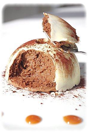 Dome-de-mousse-au-chocolat-coeur-caramel-VI.jpg