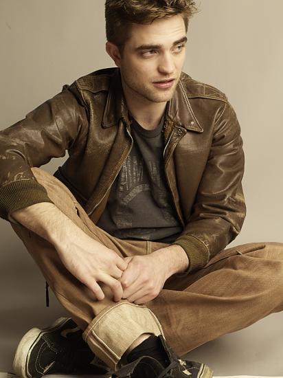 De nouvelles images de Robert Pattinson pour TV Week