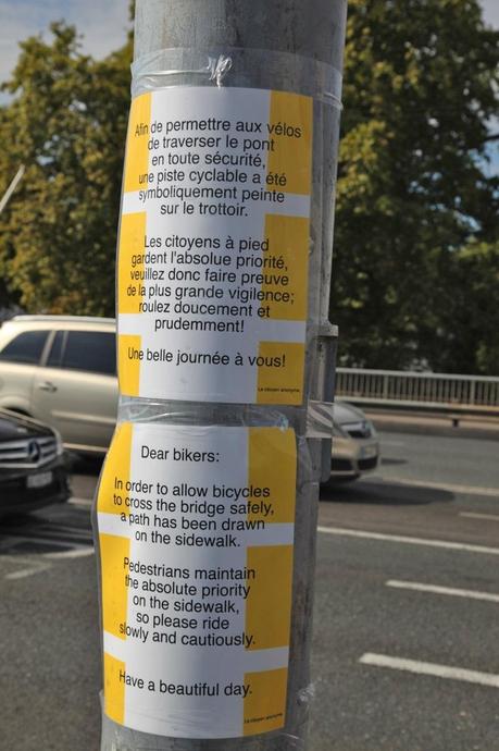 Une vraie fausse piste cyclable sur le pont du Mont-Blanc! 20110829_9764-ssssss1111.jpg