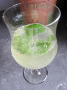 Boisson au sucre de menthe