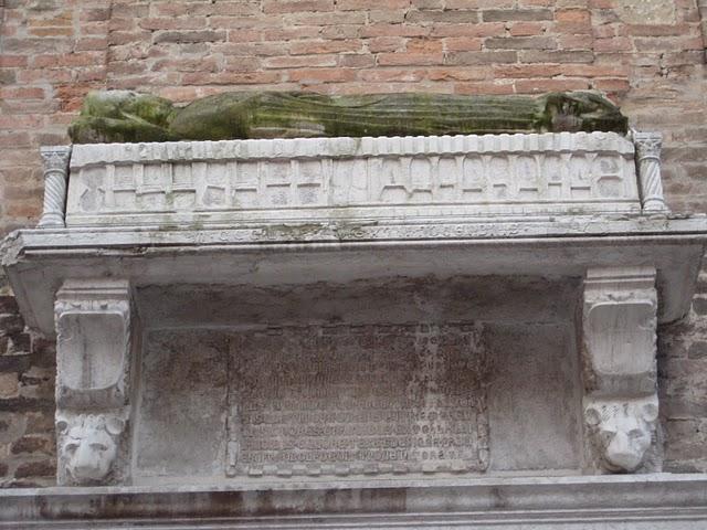 Campiello del Piovan, petite place du Curé