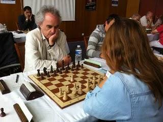 Echecs à Dieppe : le double champion de France Nicolas Giffard face à Tatiana Kostiuk © Chess & Strategy