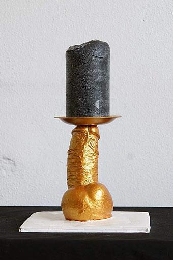 Un phallus en Or