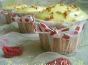cupcakes fraises séchées, chocolat blanc pistaches