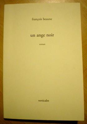 http://bazar-de-la-litterature.cowblog.fr/images/Livres/angenoir.jpg