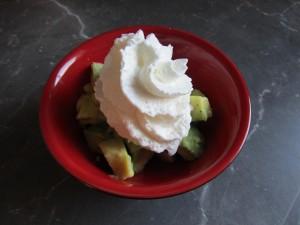 avocat et mousse de chèvre au miel