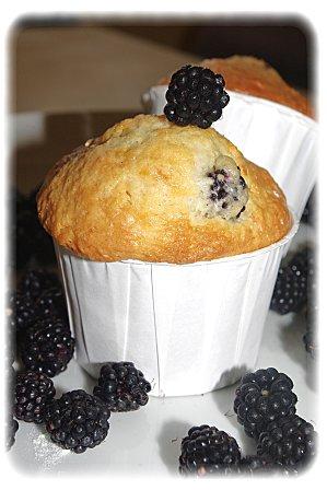 Muffins-a-la-vanille-et-aux-mures-II.jpg