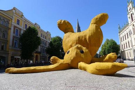 © Florentijn Hofman 2011 : Monumental Florentijn Hofman – Monumental Installation