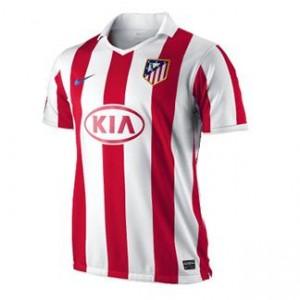 Flores répond à Forlan