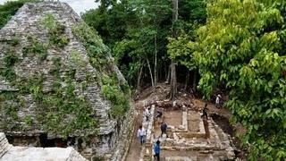 Les archéologues découvrent un palais Maya de 2000 ans au Mexique