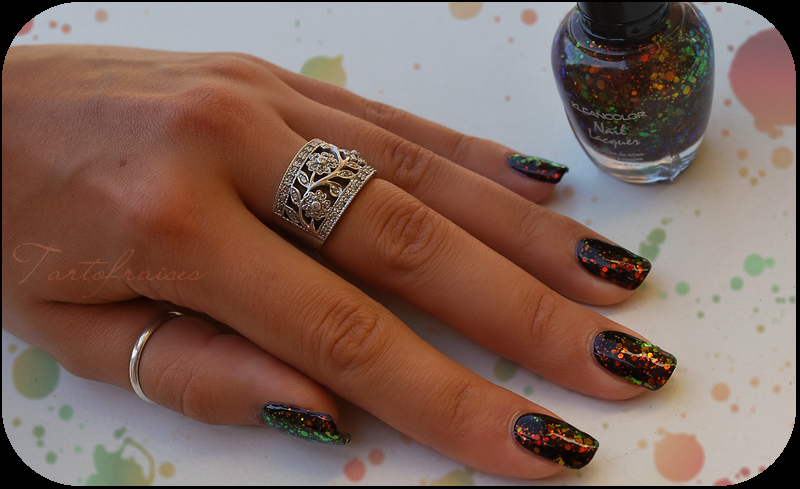 http://tartofraises.nailblogs.net/vernis/KleanColor/KC236ChunkyHoloBlack_5.png