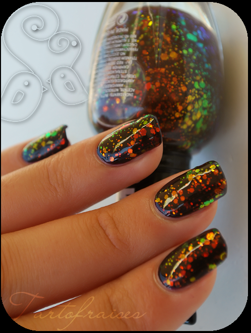 http://tartofraises.nailblogs.net/vernis/KleanColor/KC236ChunkyHoloBlack_6.png