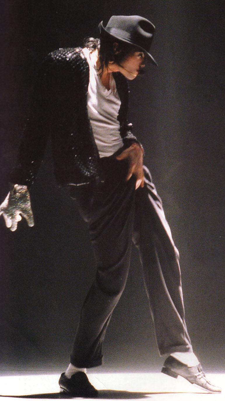 Michaël Jackson : Une vie de légende dispo le 2 novembre 2011