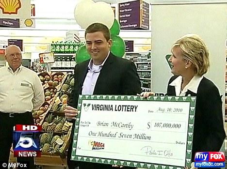 Le fils d’un millionnaire gagne 107 millions de $ à la loterie