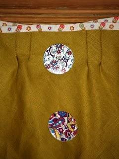 Une robe de mademoiselle