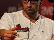 Antonio Esfandiari n’est sauvé gong