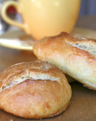 PETITS PAINS AU LAIT