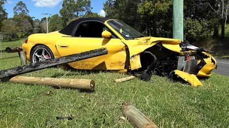 Porsche-crash.jpg