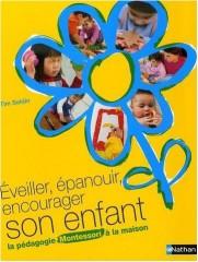 Montessori_livre_Eveiller,epanouir,encourager_son_enfant.jpg