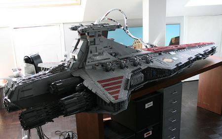 star destroyer 3 43000 briques de Lego pour le Destroyer Stellaire 