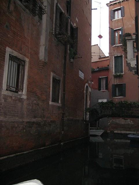 La nuit tombe sur le rio de San Toma