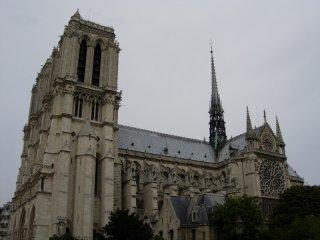 2006-08-Paris-NotreDame-3