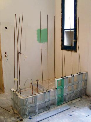 « De lignes et de couleurs » : la réhabilitation et la décoration intérieure d’un appartement parisien de 72m² par l’architecte Aude Borromée