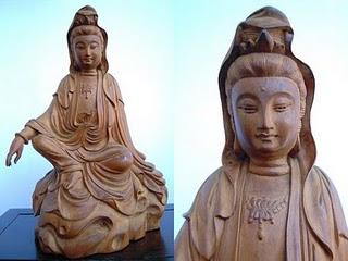 Statue Guan Yin en bois de santal