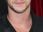 Liam Hemsworth rejoint casting Expendables