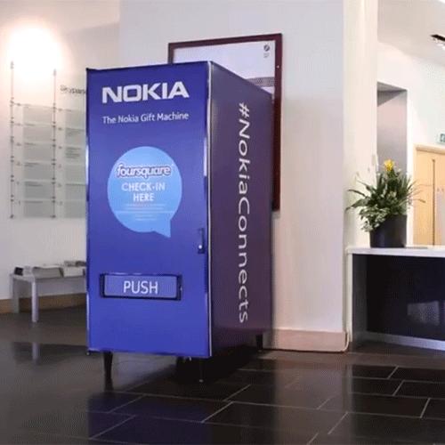 Nokia Gift Machine Un distributeur automatique de cadeaux signé Nokia