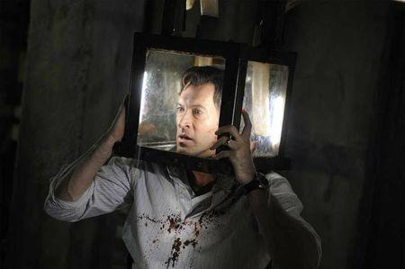 saw-v-5-david-hackl-tobin-bell-costas-mandylor-2