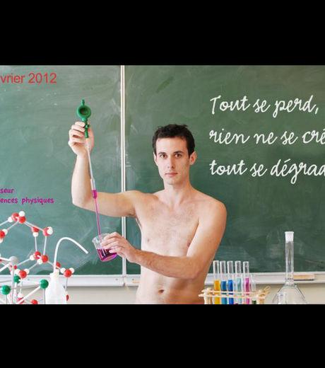 Profs nus pour education en danger