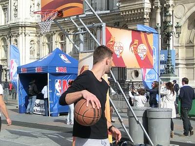 Basket : la NBA à l'Hôtel de Ville de Paris