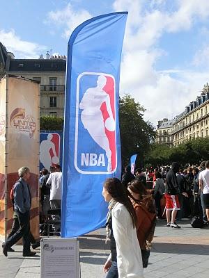 Basket : la NBA à l'Hôtel de Ville de Paris