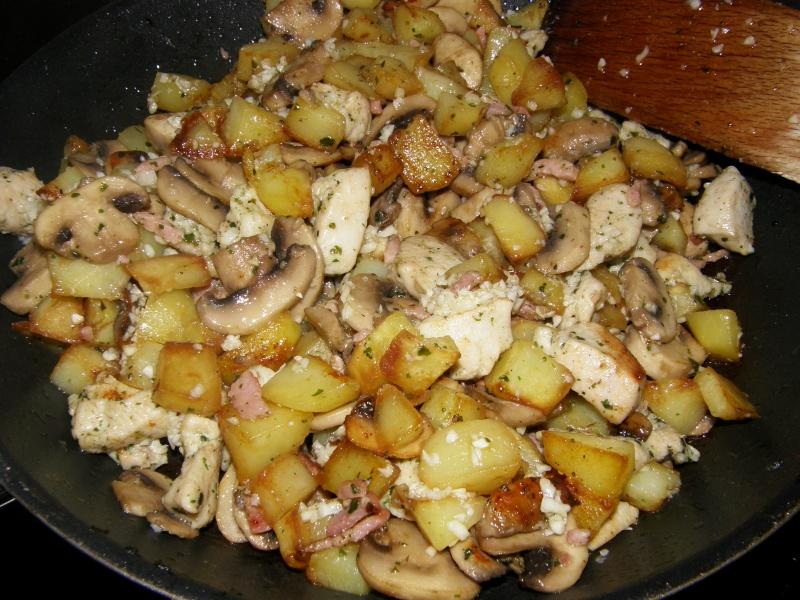 Dans la forêt lointaine on entend le hibou ...