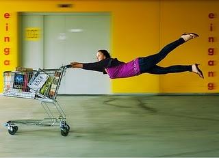 L'humeur du dimanche : Freine le caddie, L'ESS est dans le hall...