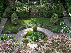 Jardin_historique_a_Amsterdam_3