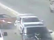 Réparer voiture autoroute n'est bonne idée (vidéo)