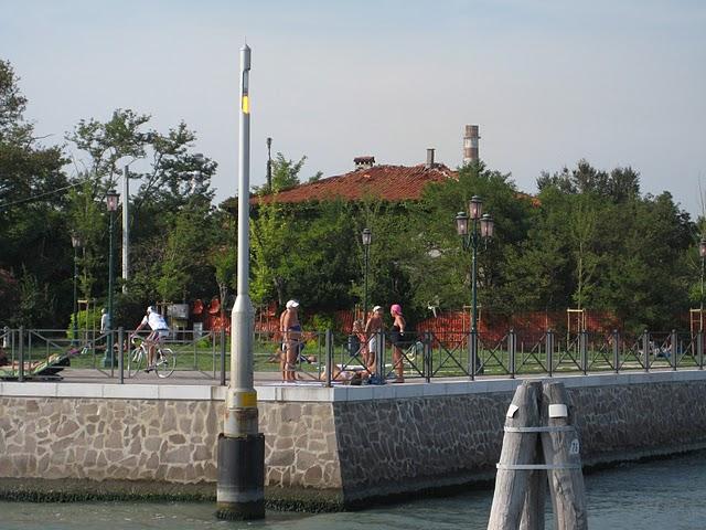 Arrivée à Fusina, ses retraités, ses bronzés, sa vue