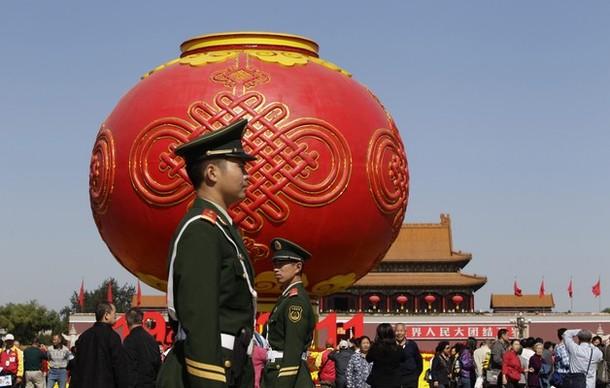 Lanterne rouge, 62e anniversaire, Beijing