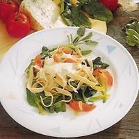 Salade chaudes aux épinards et tagliatelles