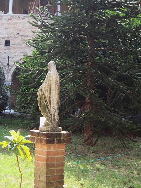 Chiostro di Sant'Elena