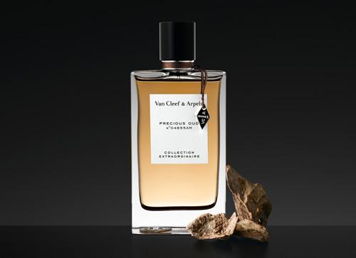 La rencontre du bois de Oud et des fleurs