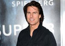 Tom Cruise s'éclate en dansant dans un mariage - Vidéo
