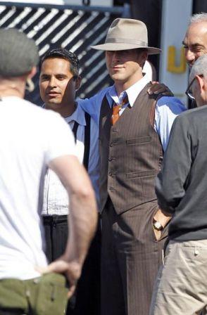 Ryan_Gosling_Stars_Set_Gangster_Squad_1XJHYL0skAkl.jpg