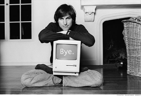 Steve Job et son Macintosh en 1984