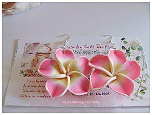 boucles d'oreilles fleur tiaré rose 1
