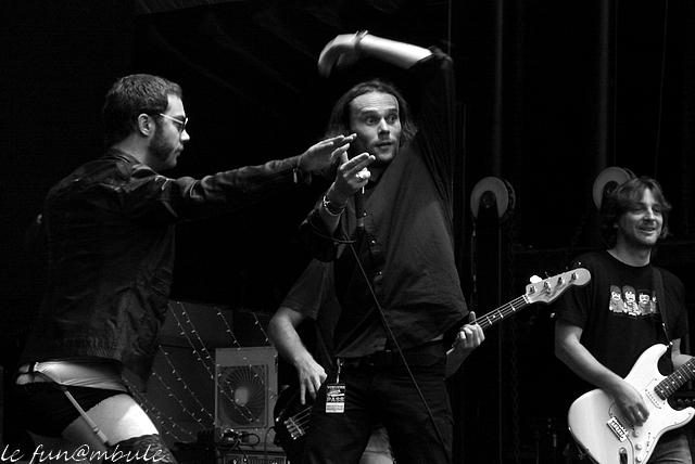 Dailydolls,le funambule