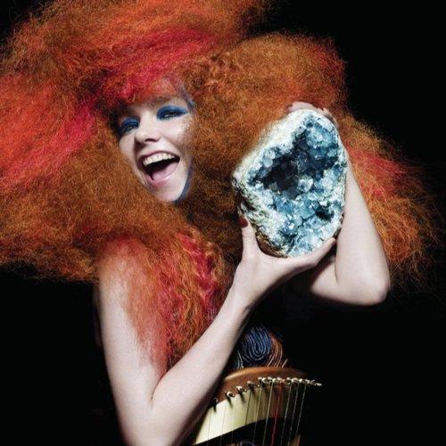 Björk: Dark Matter (With Organ & Choir) & Hollow...