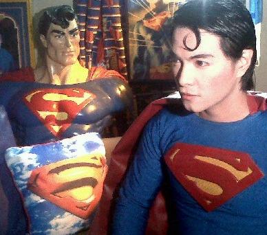 superman Il recours à la chirurgie esthétique pour devenir Superman